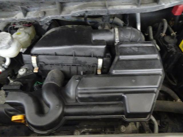 �G���W�����[�����w�܂�s�J�N���[���x�Ńs�b�J�s�J�I�����Ȃ��Ƃ���܂Œ��J�ł��B