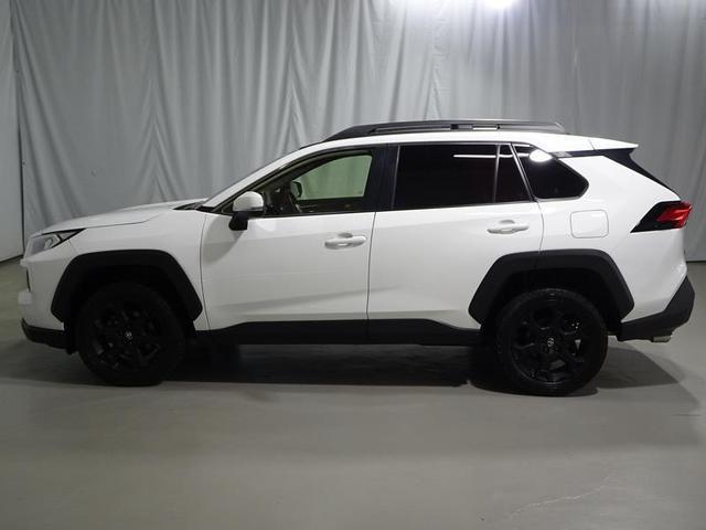 ＲＡＶ４ アドベンチャー　４ＷＤ　フルセグ　メモリーナビ　ミュージックプレイヤー接続可　バックカメラ　クルーズコントロール　衝突被害軽減システム　ＥＴＣ　ドラレコ　スマートキー　シートヒーター　ＬＥＤヘッドランプ　純正アルミ（3枚目）