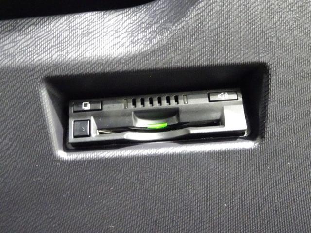 アクア Sスタイルブラック ワンセグ メモリーナビ ミュージックプレイヤー接続可 バックカメラ 衝突被害軽減システム オートマチックハイビーム ETC ドラレコ プッシュスタート スマートキー オートエアコン LEDヘッドランプ(13枚目)