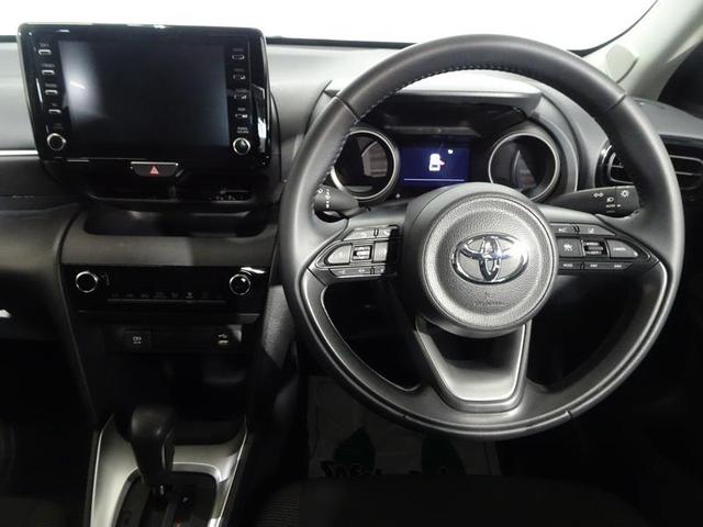 ヤリスクロス ハイブリッドＧ　メモリーナビ　ミュージックプレイヤー接続可　バックカメラ　衝突被害軽減システム　ドラレコ　ＬＥＤヘッドランプ　ワンオーナー　記録簿（7枚目）