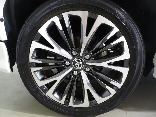 ヤリスクロス Ｇ　フルセグ　メモリーナビ　ミュージックプレイヤー接続可　バックカメラ　衝突被害軽減システム　ＥＴＣ　ドラレコ　ＬＥＤヘッドランプ　ワンオーナー　フルエアロ　記録簿（5枚目）