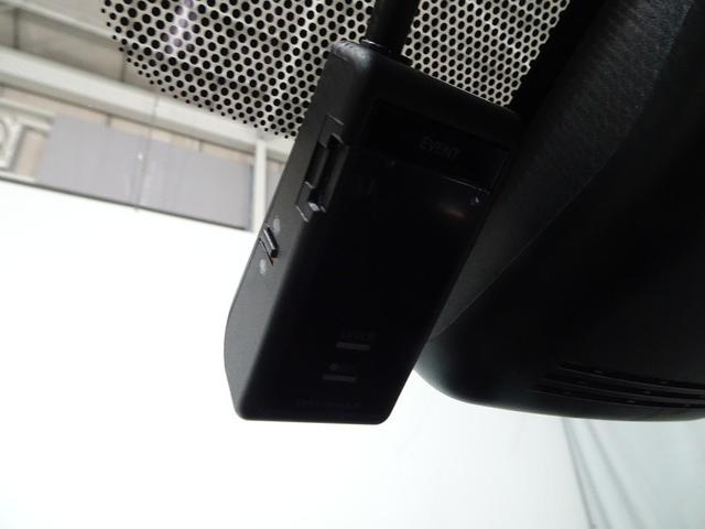 ヤリスクロス Ｇ　フルセグ　メモリーナビ　ミュージックプレイヤー接続可　バックカメラ　衝突被害軽減システム　ＥＴＣ　ドラレコ　ＬＥＤヘッドランプ　ワンオーナー　フルエアロ　記録簿（6枚目）