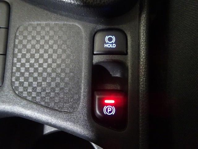 ヤリスクロス Ｇ　フルセグ　メモリーナビ　ミュージックプレイヤー接続可　バックカメラ　衝突被害軽減システム　ＥＴＣ　ドラレコ　ＬＥＤヘッドランプ　ワンオーナー　フルエアロ　記録簿（26枚目）