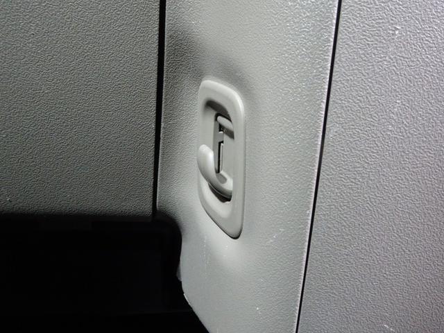 タント Ｘ　フルセグ　メモリーナビ　ＤＶＤ再生　ミュージックプレイヤー接続可　バックカメラ　電動スライドドア　アイドリングストップ（33枚目）