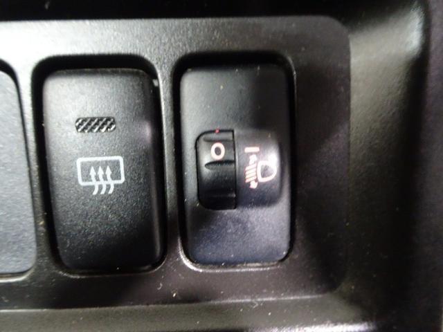 ピクシスバン デラックス　フルセグ　メモリーナビ　ＤＶＤ再生　シガーライター　パワーウィンドウ　スペアタイヤ　リヤワイパー　デュアルエアバッグ（24枚目）