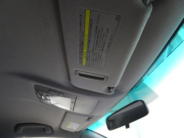 �������̂Ȃ��V�䂪�A�ԓ�������ɍL�����������Ă���܂��B