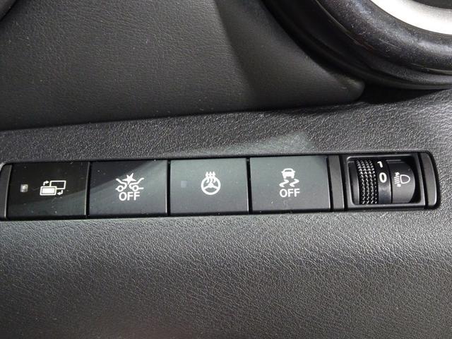 �������̉^�]�ł��A���K�ȃn���h��������T�|�[�g����X�e�A�����O�q�[�^�[�t���B