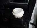 運転席からすぐに手が届くカップホルダーです。