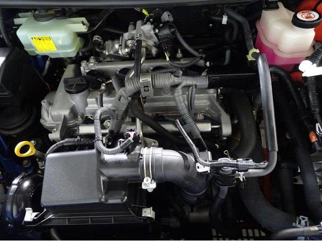 S ワンセグ メモリーナビ ミュージックプレイヤー接続可 バックカメラ 衝突被害軽減システム オートマチックハイビーム ETC プッシュスタート スマートキー オートエアコン 電動格納ミラー スペアタイヤ(51枚目)