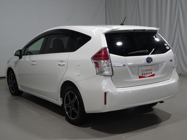 プリウスアルファ S Lセレクション フルセグ メモリーナビ DVD再生 プッシュスタート スマートキー オートエアコン アクセサリーソケット HIDヘッドライト フロントフォグランプ 社外アルミ ABS 横滑防止装置(4枚目)