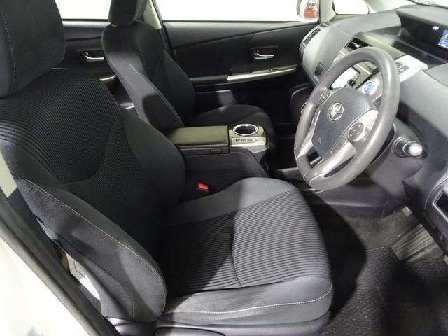 プリウスアルファ S Lセレクション フルセグ メモリーナビ DVD再生 プッシュスタート スマートキー オートエアコン アクセサリーソケット HIDヘッドライト フロントフォグランプ 社外アルミ ABS 横滑防止装置(10枚目)