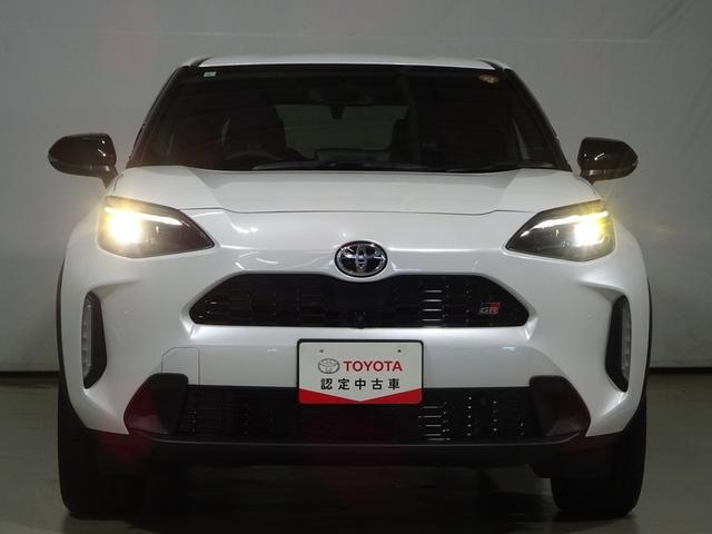 ヤリスクロス ハイブリッド　ＧＲスポーツ　フルセグ　メモリーナビ　ＤＶＤ再生　ミュージックプレイヤー接続可　バックカメラ　衝突被害軽減システム　ＥＴＣ　ドラレコ　ＬＥＤヘッドランプ　ワンオーナー　記録簿（4枚目）