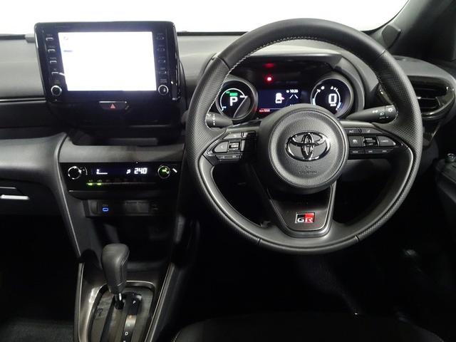 ヤリスクロス ハイブリッド　ＧＲスポーツ　フルセグ　メモリーナビ　ＤＶＤ再生　ミュージックプレイヤー接続可　バックカメラ　衝突被害軽減システム　ＥＴＣ　ドラレコ　ＬＥＤヘッドランプ　ワンオーナー　記録簿（8枚目）