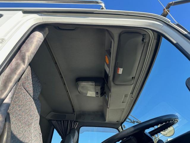 ギガ コンクリートミキサー車 車検付き ツーデフ 直6ターボ370馬力 カヤバM44 ドラム8.7立米 混合容量4.4立米 積載9710kg 電動ホッパーカバー付き(29枚目)