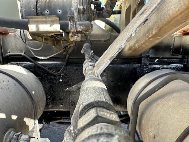 ギガ コンクリートミキサー車 車検付き ツーデフ 直6ターボ370馬力 カヤバM44 ドラム8.7立米 混合容量4.4立米 積載9710kg 電動ホッパーカバー付き(56枚目)