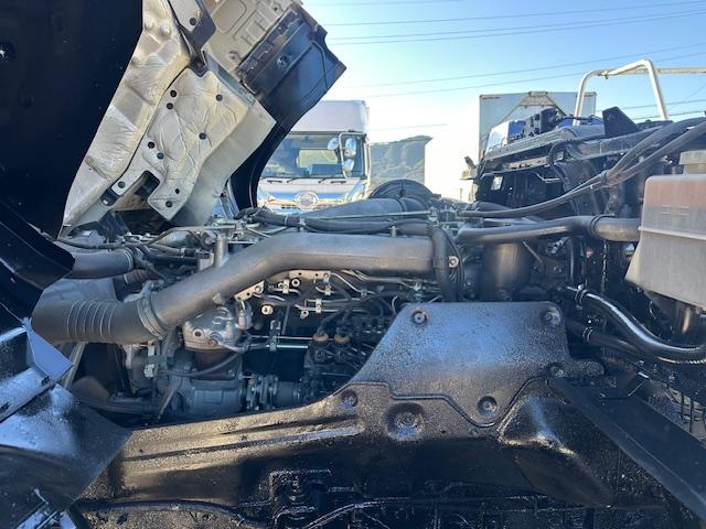 ギガ コンクリートミキサー車 車検付き ツーデフ 直6ターボ370馬力 カヤバM44 ドラム8.7立米 混合容量4.4立米 積載9710kg 電動ホッパーカバー付き(65枚目)