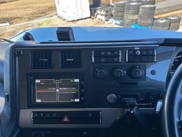 スーパーグレート 　ハールーフ総輪エアサス積載１３６００ｋｇシフトパイロット　アルミウィング（35枚目）