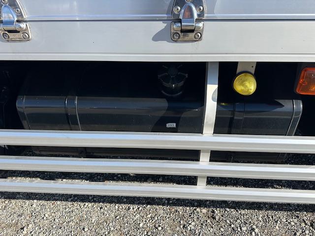 スーパーグレート 　ハールーフ総輪エアサス積載１３６００ｋｇシフトパイロット　アルミウィング（43枚目）