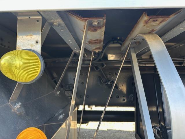 スーパーグレート 　ハールーフ総輪エアサス積載１３６００ｋｇシフトパイロット　アルミウィング（59枚目）