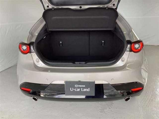 ＭＡＺＤＡ３ファストバック １．５　１５Ｓ　ブラックトーンエディション　メモリーナビ・フルセグ・全カメラ（7枚目）