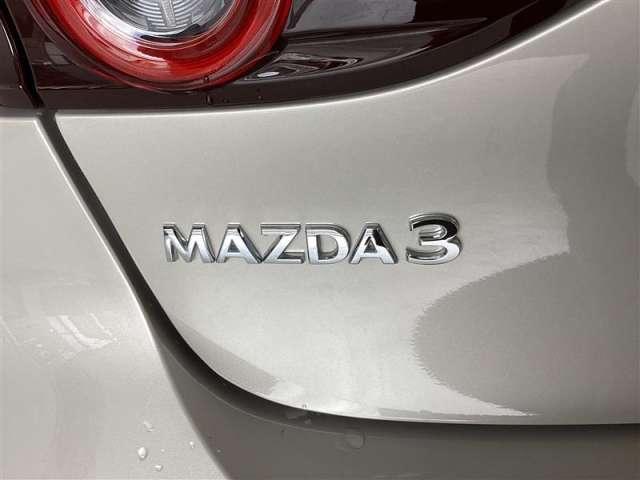 ＭＡＺＤＡ３ファストバック １．５　１５Ｓ　ブラックトーンエディション　メモリーナビ・フルセグ・全カメラ（8枚目）
