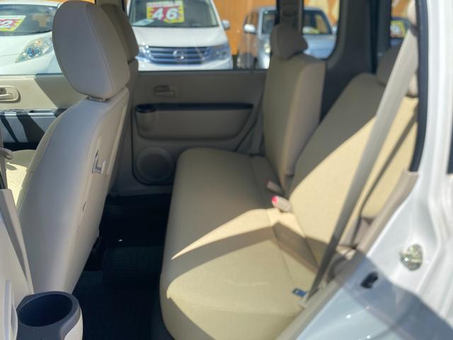 ｅＫワゴン ＭＸ　ナビ　ＴＶ　キーレスエントリー　電動格納ミラー　ベンチシート　ＡＴ　盗難防止システム　ＣＤ　ＤＶＤ再生　ＵＳＢ　アルミホイール　衝突安全ボディ　エアコン　パワーステアリング　パワーウィンドウ（11枚目）
