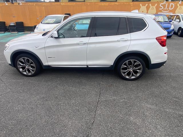 Ｘ３ ｘＤｒｉｖｅ　２０ｄ　クリアランスソナー　パワーシート　ナビＴＶ　アラウンドビュー　オートライト　１９インチＡＷ　シートヒーター　ＣＤ　ＤＶＤ再生　ＵＳＢ　ミュージックプレイヤー接続可　Ｂｌｕｅｔｏｏｔｈ　ＥＳＣ　クルコン（18枚目）