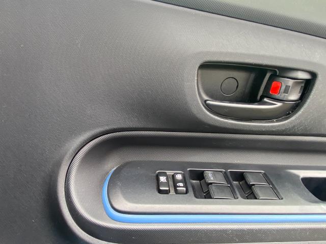 アクア Ｓ　ＥＴＣ　バックカメラ　ナビ　キーレスエントリー　電動格納ミラー　ＣＶＴ　衝突安全ボディ　記録簿　ＡＢＳ　ＥＳＣ　ＣＤ　ＤＶＤ再生　Ｂｌｕｅｔｏｏｔｈ　オートエアコン（7枚目）
