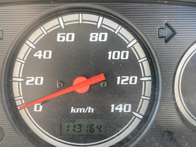 ハイゼットカーゴ デッキバン　４ＷＤ　タイミングベルト交換済　軽バン　ＭＴ　両側スライドドア　エアコン　運転席エアバッグ（15枚目）