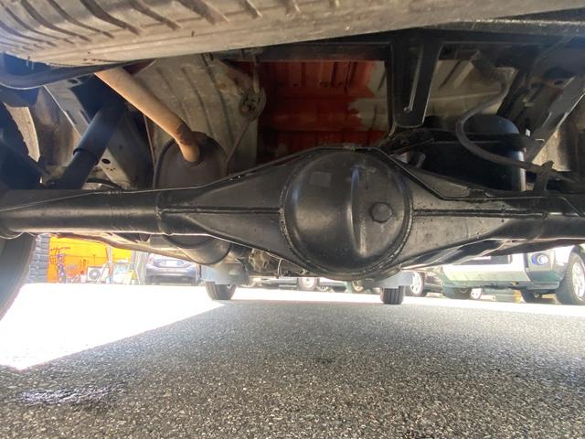 ハイゼットカーゴ デッキバン　４ＷＤ　タイミングベルト交換済　軽バン　ＭＴ　両側スライドドア　エアコン　運転席エアバッグ（16枚目）