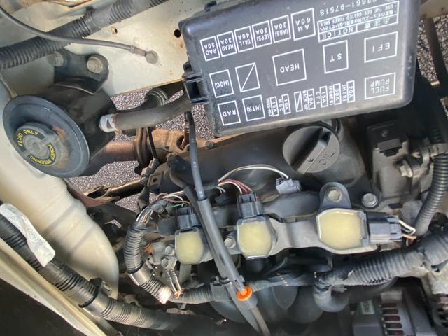 ハイゼットカーゴ デッキバン　４ＷＤ　タイミングベルト交換済　軽バン　ＭＴ　両側スライドドア　エアコン　運転席エアバッグ（17枚目）