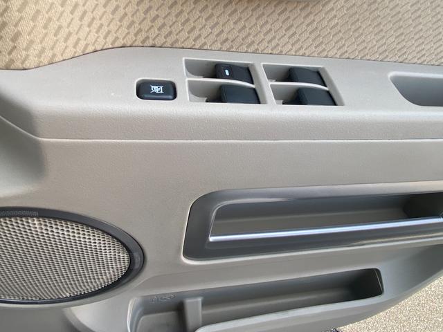 デリカD:5 G パワーパッケージ ETC バックカメラ ナビ ブルートゥースオーディオ TV クリアランスソナー オートクルーズコントロール 両側電動スライドドア オートライト HID スマートキー 3列シート CVT(12枚目)