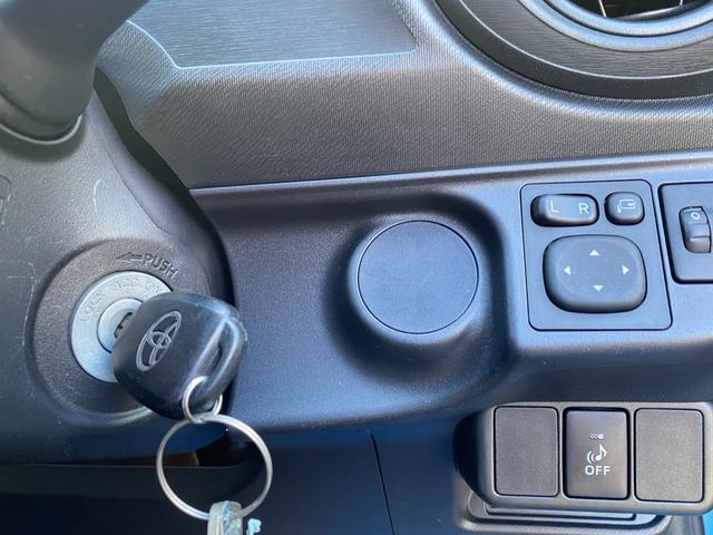 アクア Ｓ　ドライブレコーダー　ナビ　ＴＶ　キーレスエントリー　電動格納ミラー　ＣＶＴ　衝突安全ボディ　ＡＢＳ　ＥＳＣ　ＣＤ　ＵＳＢ　オートエアコン　パワーステアリング　パワーウィンドウ（7枚目）