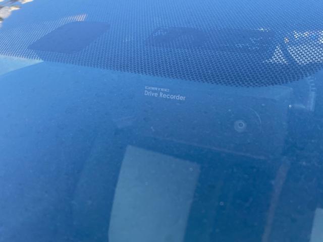 アクア Ｓ　ドライブレコーダー　ナビ　ＴＶ　キーレスエントリー　電動格納ミラー　ＣＶＴ　衝突安全ボディ　ＡＢＳ　ＥＳＣ　ＣＤ　ＵＳＢ　オートエアコン　パワーステアリング　パワーウィンドウ（13枚目）