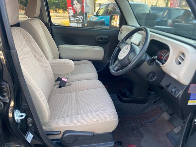 ミラココア ココアＸ　バックカメラ　ナビ　ＴＶ　スマートキー　アイドリングストップ　ベンチシート　ＣＶＴ　盗難防止システム　ＡＢＳ　ＣＤ　ＤＶＤ再生　Ｂｌｕｅｔｏｏｔｈ　衝突安全ボディ　オートエアコン（9枚目）