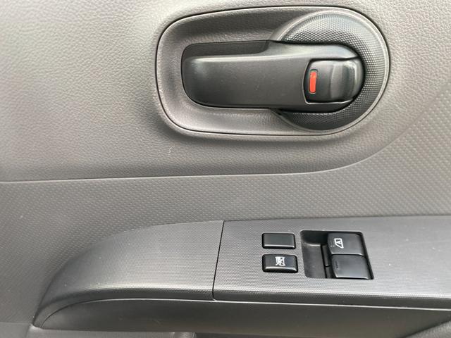 ファミリアバン ＶＥ　ＥＴＣ　バックカメラ　ナビ　レーンアシスト　衝突被害軽減システム　ルーフキャリア　電動格納ミラー　１００Ｖ電源　ＥＳＣ　ＣＤ　スタッドレスタイヤ　ミュージックプレイヤー接続可　前席パワーウィンドウ（9枚目）