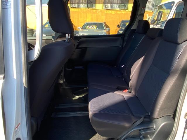 ノア X Vパッケージ ETC ナビ TV 両側スライドドア キーレスエントリー 電動格納ミラー 8人乗り CVT CD 衝突安全ボディ ABS ESC オートエアコン(11枚目)