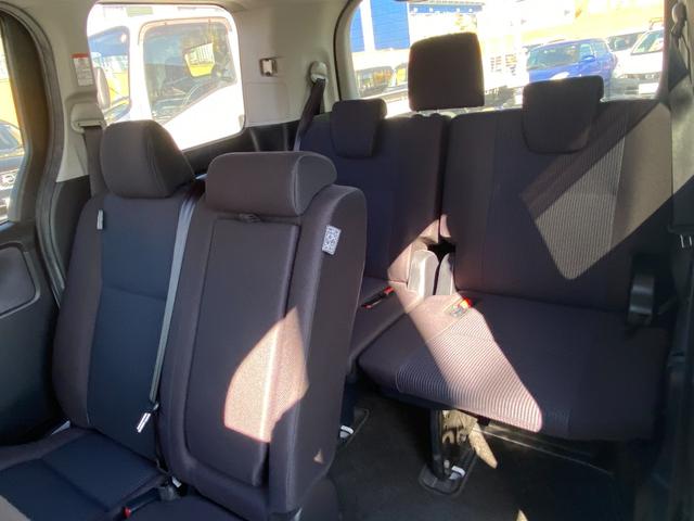 ノア X Vパッケージ ETC ナビ TV 両側スライドドア キーレスエントリー 電動格納ミラー 8人乗り CVT CD 衝突安全ボディ ABS ESC オートエアコン(13枚目)