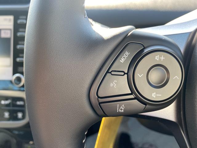 プリウスPHV S GRスポーツ クリアランスソナー レーンアシスト クルーズコントロール 衝突被害軽減システム バックカメラ 純正OP18インチアルミホイール オートライト LEDヘッドランプ シートヒーター ワンオーナー(5枚目)