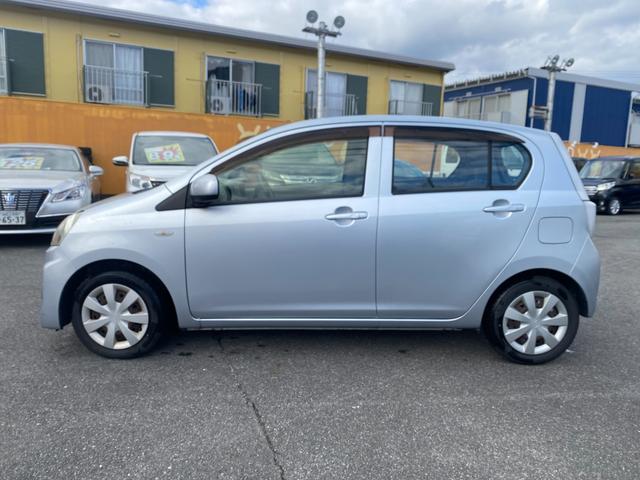 ミライース Ｌ　ＥＴＣ　キーレスエントリー　アイドリングストップ　ＣＶＴ　盗難防止システム　ＡＢＳ　ＣＤ　ミュージックプレイヤー接続可　衝突安全ボディ　エアコン　パワーステアリング　パワーウィンドウ　運転席エアバッグ（3枚目）