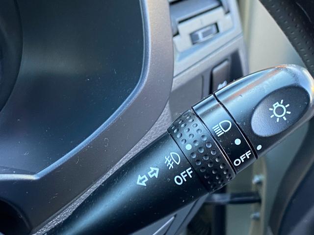 ラッシュ Ｇ　Ｌパッケージ　４ＷＤ　ドライブレコーダー　背面タイヤ　ＥＴＣ　アルミホイール　キーレスエントリー　電動格納ミラー　５速ＭＴ　盗難防止システム　衝突安全ボディ　ＡＢＳ　オートエアコン　パワーステアリング（8枚目）