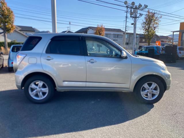 ラッシュ Ｇ　Ｌパッケージ　４ＷＤ　ドライブレコーダー　背面タイヤ　ＥＴＣ　アルミホイール　キーレスエントリー　電動格納ミラー　５速ＭＴ　盗難防止システム　衝突安全ボディ　ＡＢＳ　オートエアコン　パワーステアリング（14枚目）