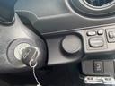 アクア Ｓ　ＥＴＣ　バックカメラ　ナビ　キーレスエントリー　電動格納ミラー　ＣＶＴ　衝突安全ボディ　記録簿　ＡＢＳ　ＥＳＣ　ＣＤ　ＤＶＤ再生　Ｂｌｕｅｔｏｏｔｈ　オートエアコン（6枚目）