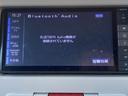 ココアＸ　バックカメラ　ナビ　ＴＶ　スマートキー　アイドリングストップ　ベンチシート　ＣＶＴ　盗難防止システム　ＡＢＳ　ＣＤ　ＤＶＤ再生　Ｂｌｕｅｔｏｏｔｈ　衝突安全ボディ　オートエアコン（23枚目）