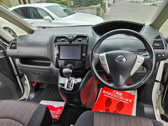 セレナ ハイウェイスター Vセレ+セーフティII SHV 中古2年保証付 アラウンドビューモニター 両側電動スライドドア 純正ナビ フルセグTV バックカメラ 前後ドラレコ付 ETC キーフリー2本 タイミングチェーン 走行距離61100キロ 車検R9年3月(11枚目)