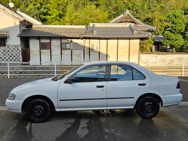 NISSAN SUNNY EX SALOON
