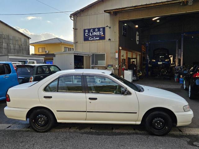 NISSAN SUNNY EX SALOON