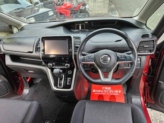 セレナ ハイウェイスター　２５ｔｈスペシャルセレクションＢ　中古車保証付　両側電動スライドドア　純正ナビ　フルセグ　全方位カメラ　バックカメラ　ドラレコ　ＥＴＣ　キーフリー　リアフリップダウンモニター　８人乗　ＬＥＤライト　ＢＬＵＥＴＯＯＴＨ　安全装置付（13枚目）