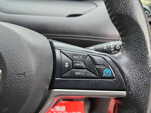 セレナ ハイウェイスター　２５ｔｈスペシャルセレクションＢ　中古車保証付　両側電動スライドドア　純正ナビ　フルセグ　全方位カメラ　バックカメラ　ドラレコ　ＥＴＣ　キーフリー　リアフリップダウンモニター　８人乗　ＬＥＤライト　ＢＬＵＥＴＯＯＴＨ　安全装置付（29枚目）