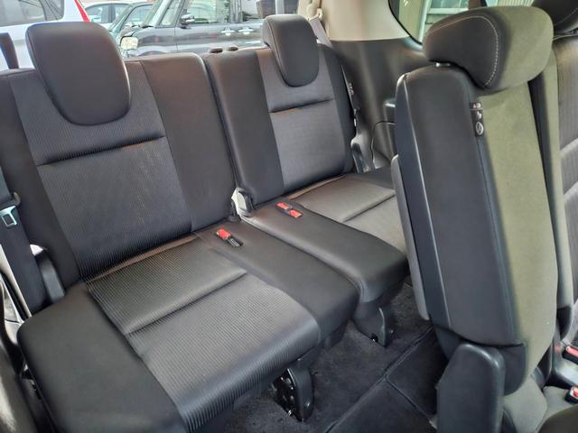 セレナ ハイウェイスター　２５ｔｈスペシャルセレクションＢ　中古車保証付　両側電動スライドドア　純正ナビ　フルセグ　全方位カメラ　バックカメラ　ドラレコ　ＥＴＣ　キーフリー　リアフリップダウンモニター　８人乗　ＬＥＤライト　ＢＬＵＥＴＯＯＴＨ　安全装置付（34枚目）